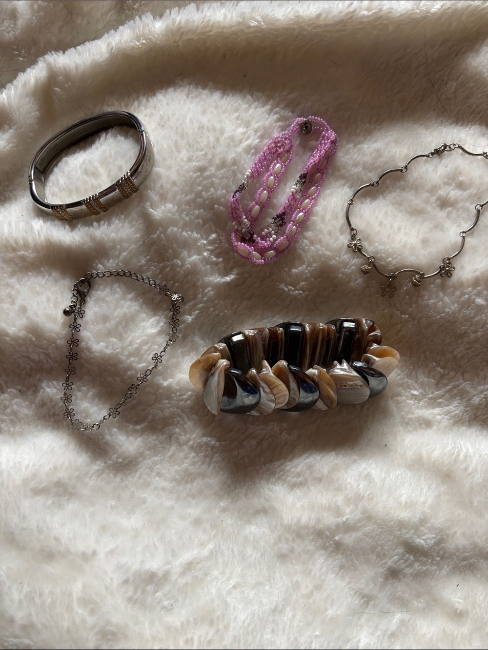 Shell & Silver-Tone Stretch Bracelet - Pink Accent. Silver toned bracelets.
